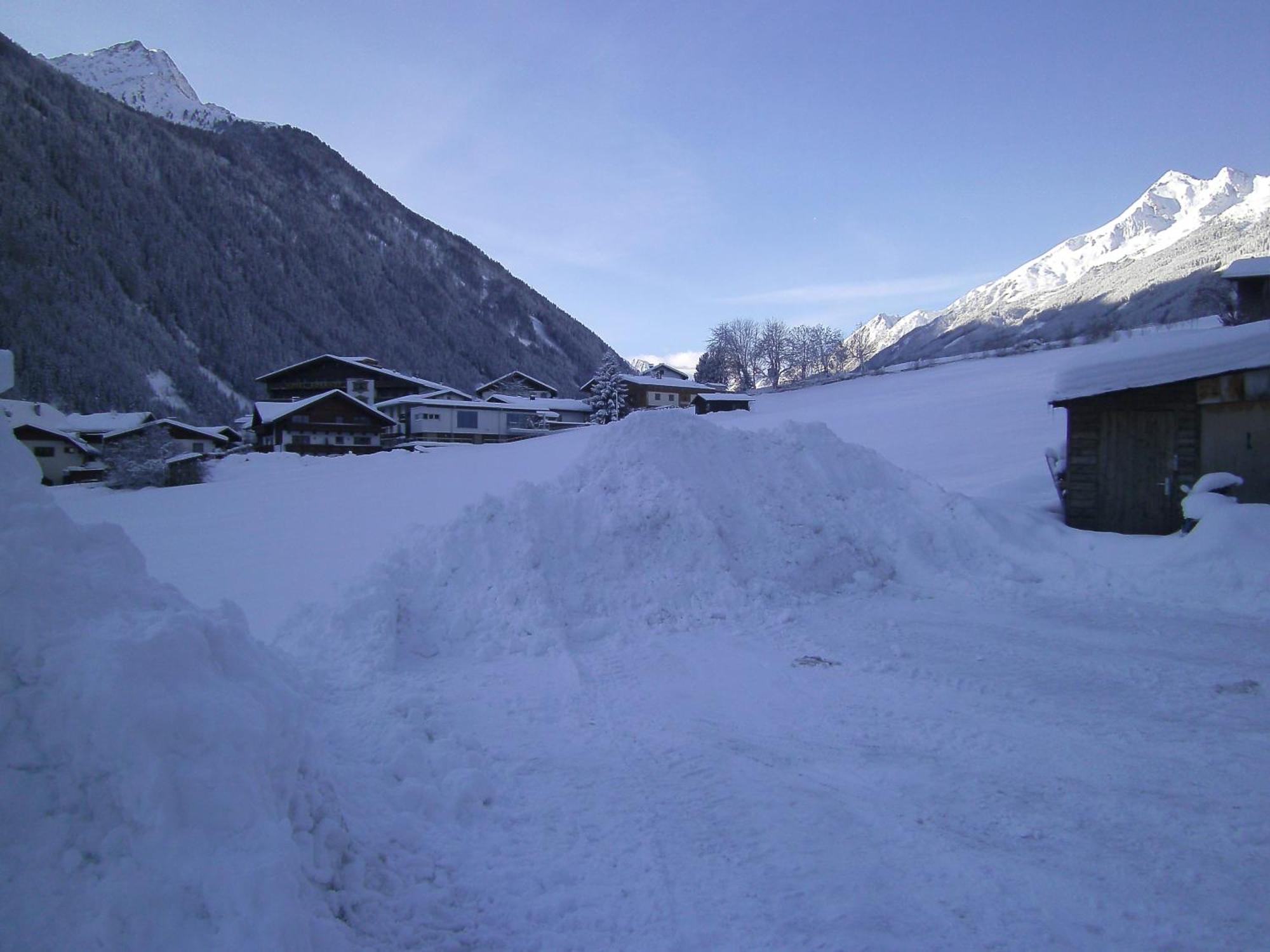Ferienwohnung Mondial Neustift im Stubaital Esterno foto