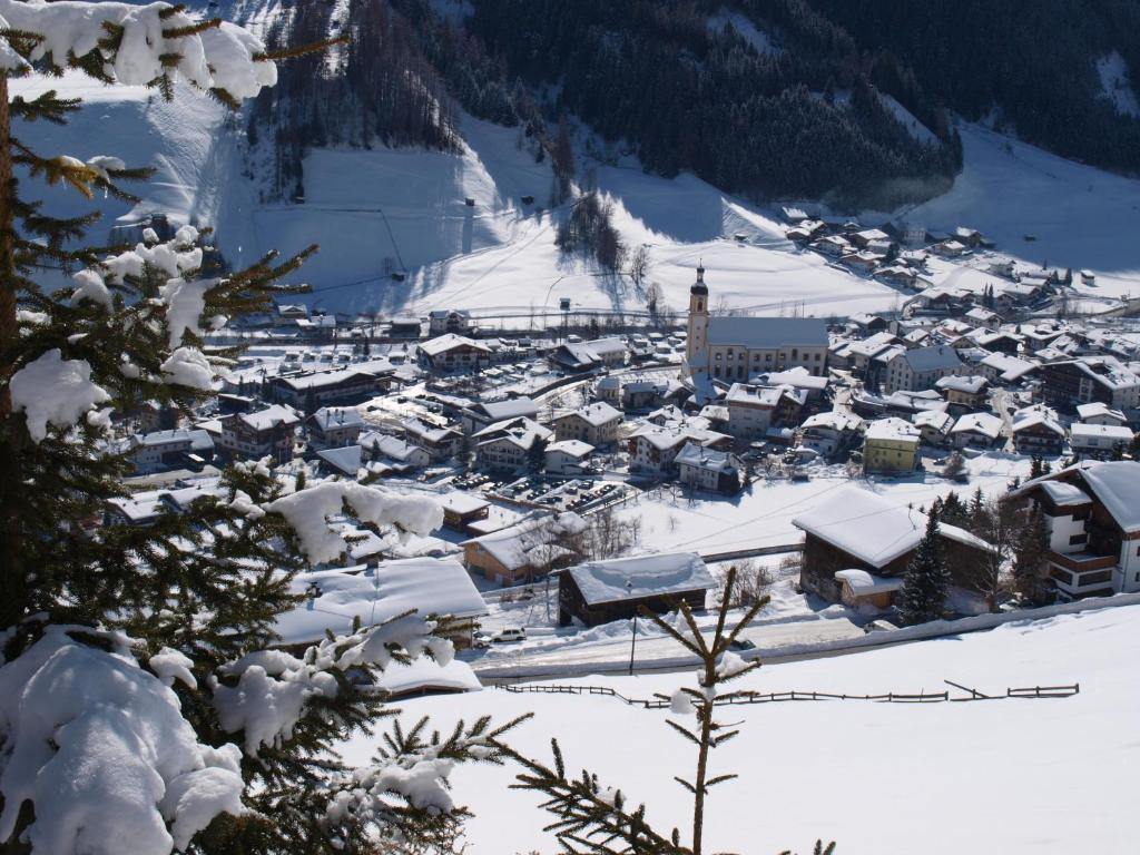 Ferienwohnung Mondial Neustift im Stubaital Esterno foto